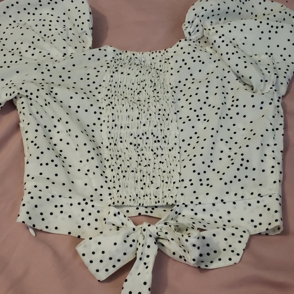 Top - Picture 2 of 3